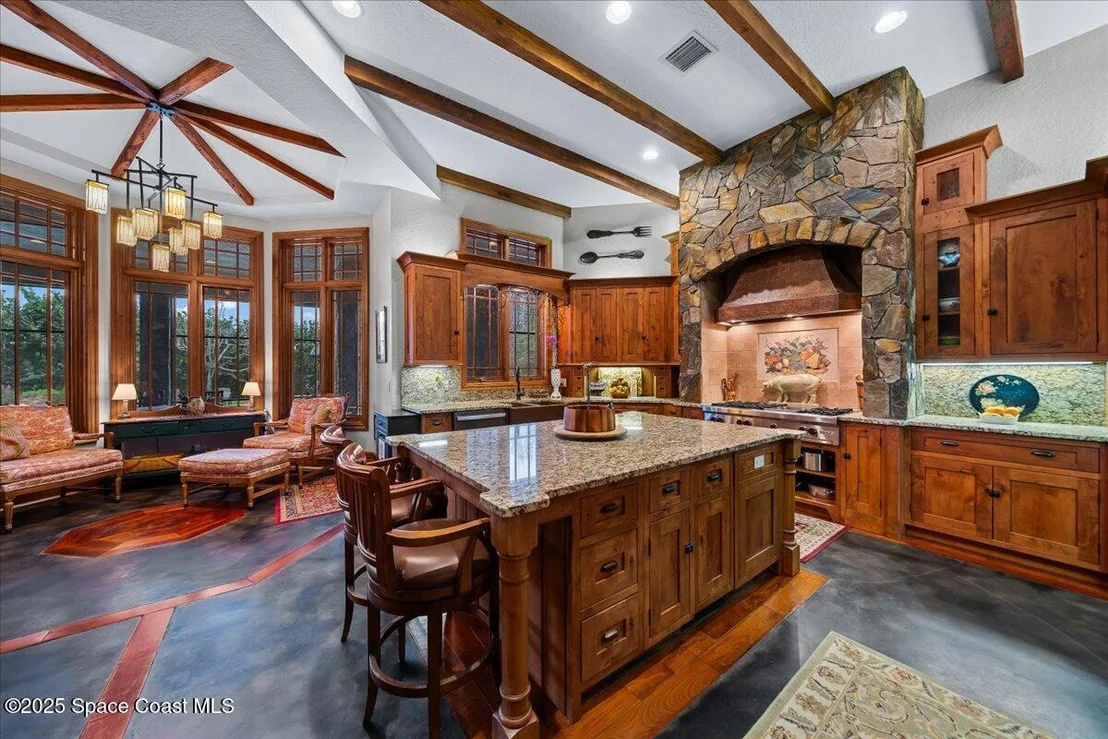 Photo of 586 Wethersfield Place