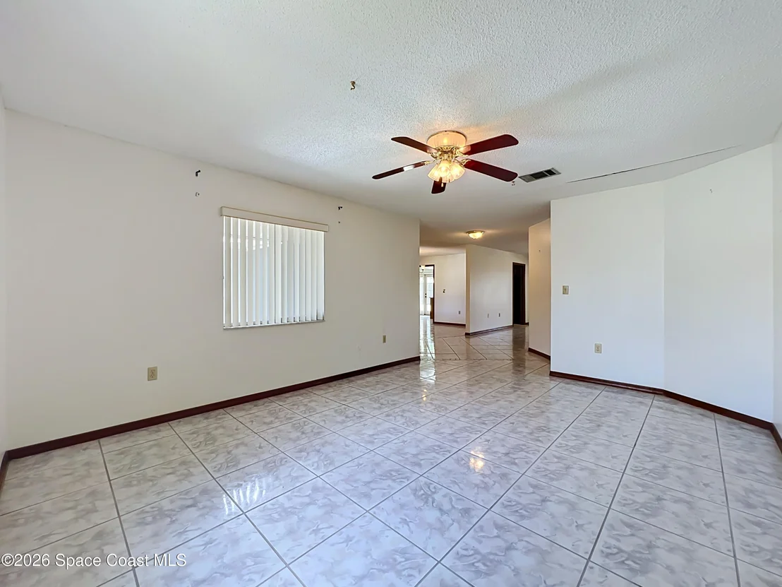 Photo of 2983 W Ontario Circle W