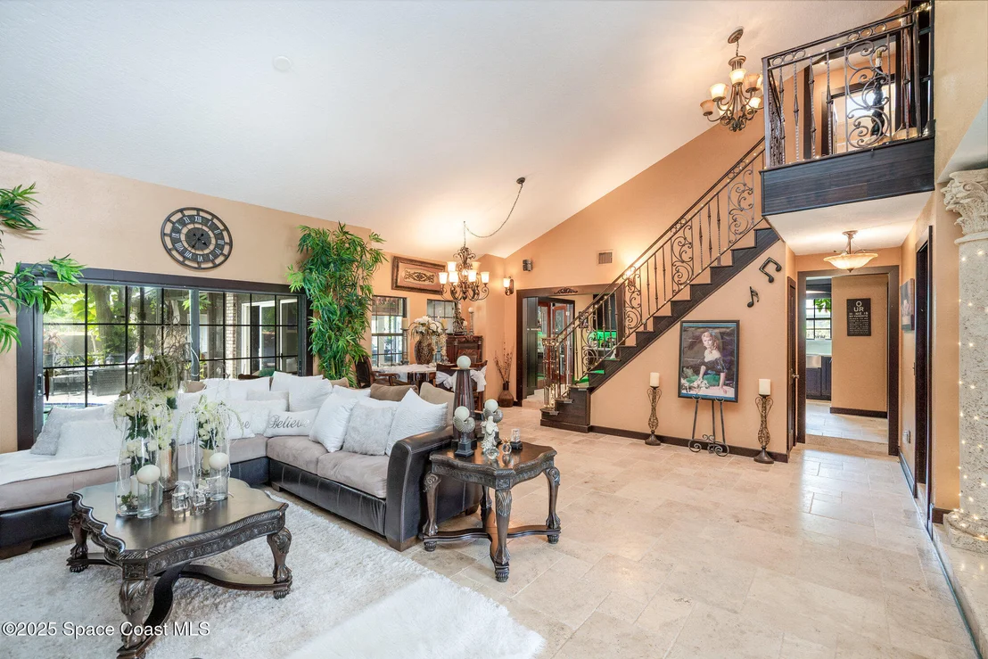 Photo of 562 Lake Ashley Circle
