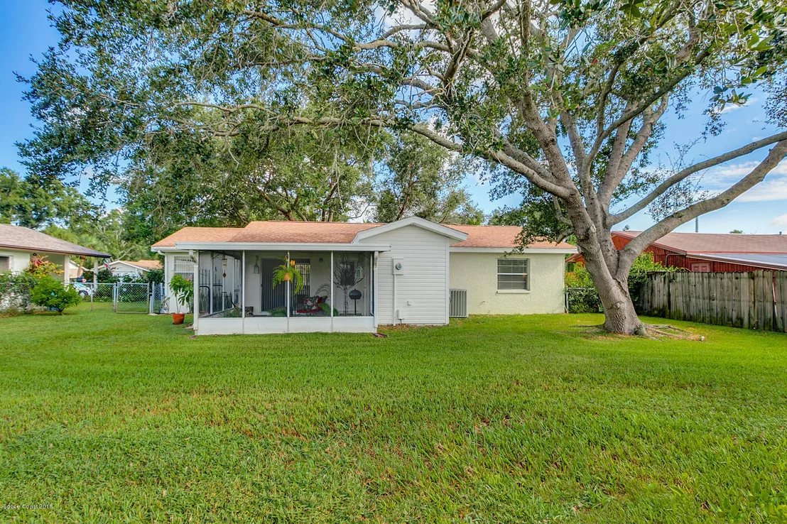 Photo of 2775 Pembroke Road
