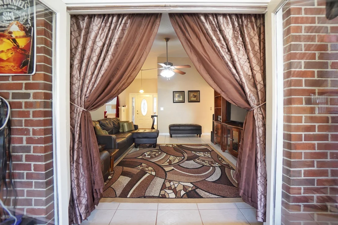 Photo of 440 N Burnett Road