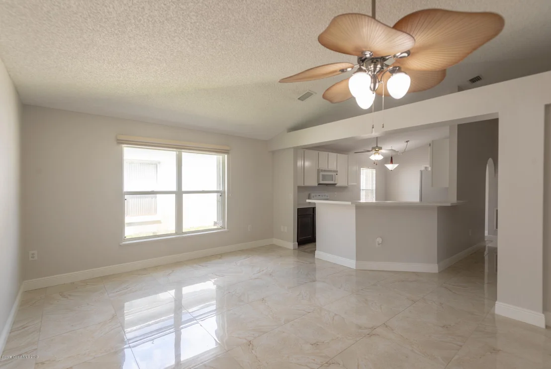 Photo of 1707 Vista Lake Circle