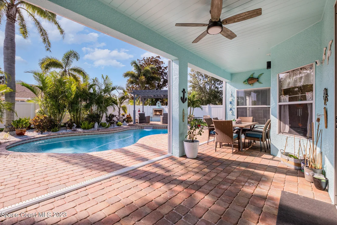 Photo of 825 Triple Crown Lane