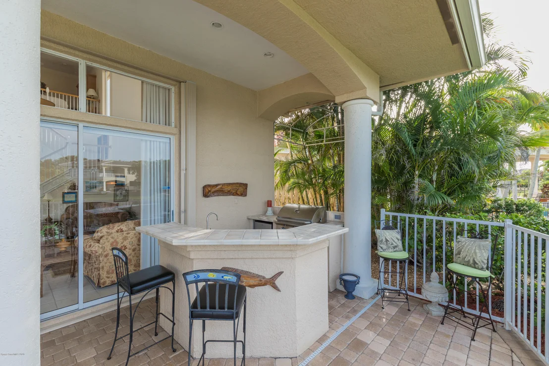Photo of 422 Flanders Drive