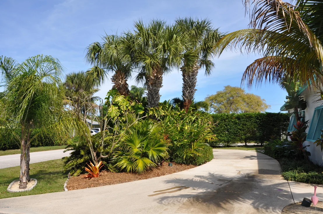Photo of 123 2nd Avenue
