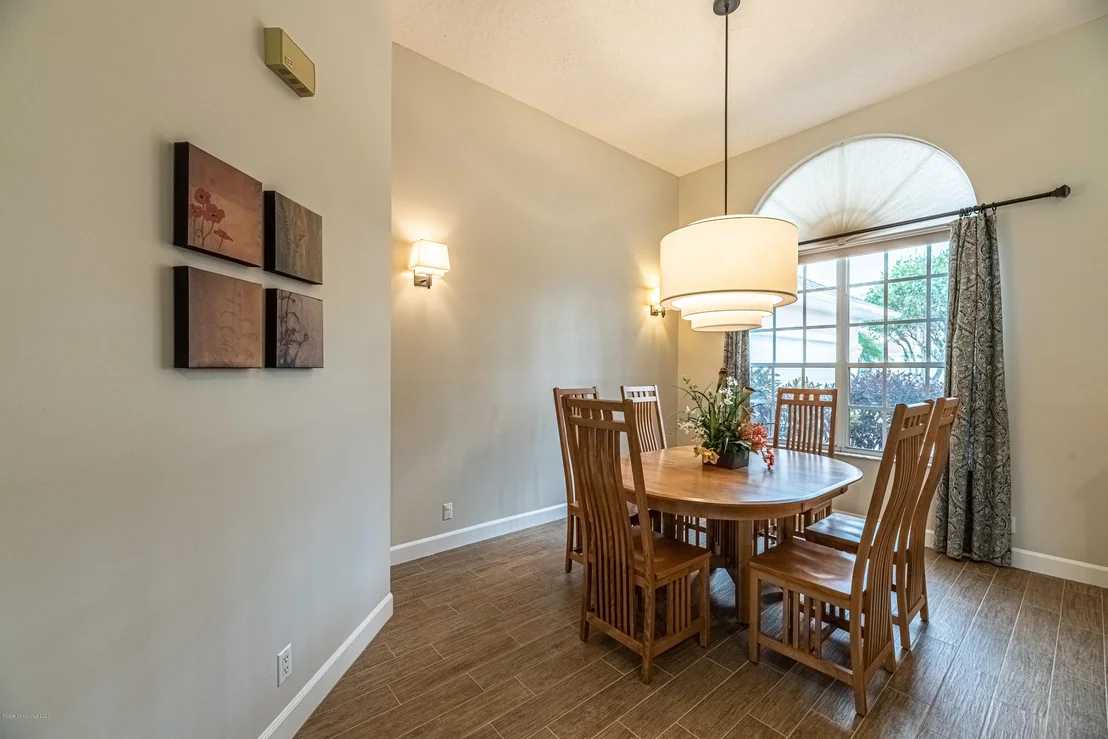 Photo of 1012 Spanish Wells Drive