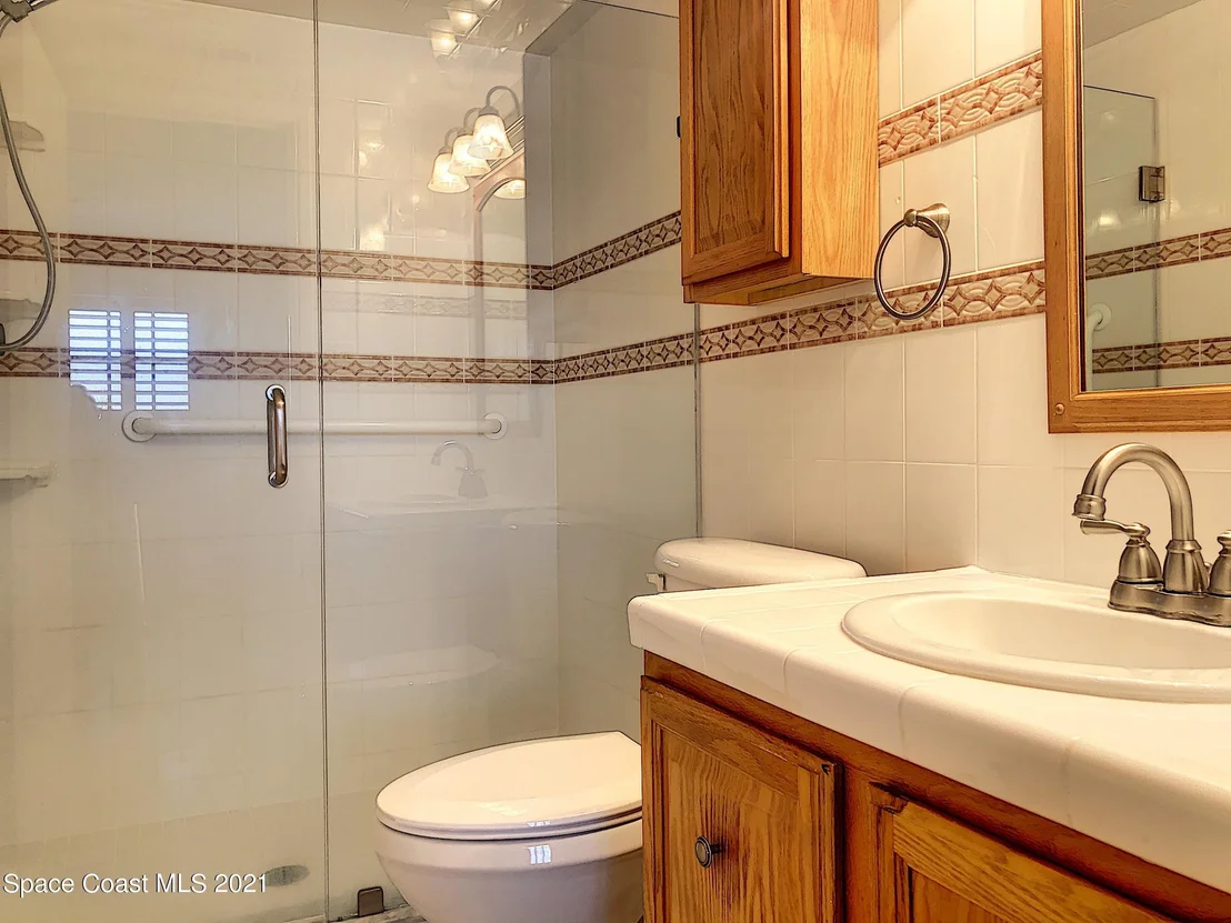 Photo of Unit 307 at 1025 Rockledge Drive