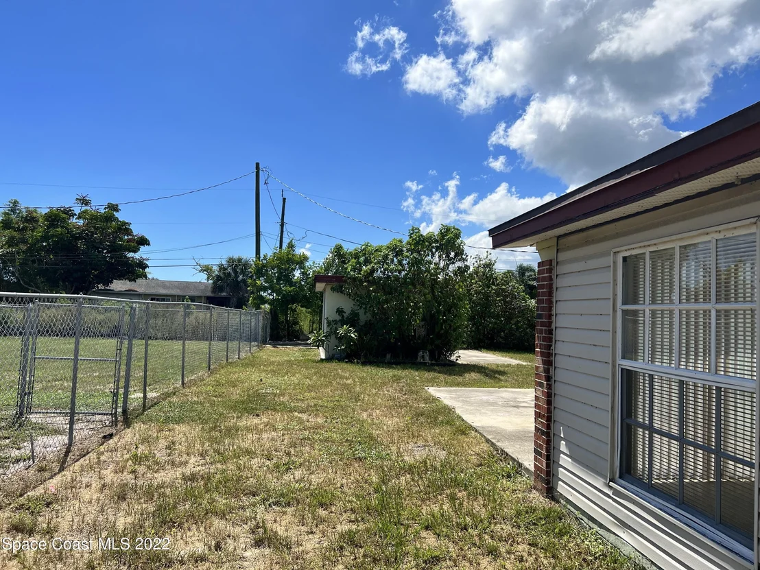 Photo of 3058 Garden Terrace NE