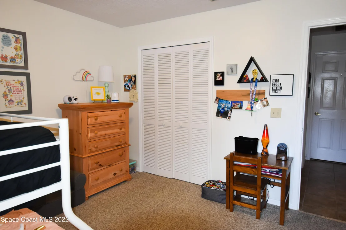 Photo of 2485 Bent Pine Street