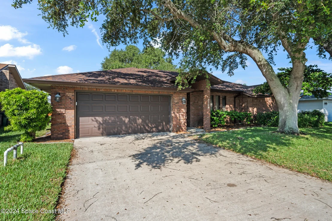 Photo of 3520 Swallow Drive