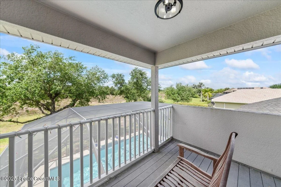 Photo of 2100 Windbrook Drive SE