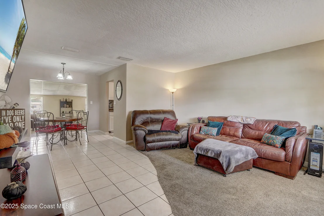 Photo of 1032 Bernice Road