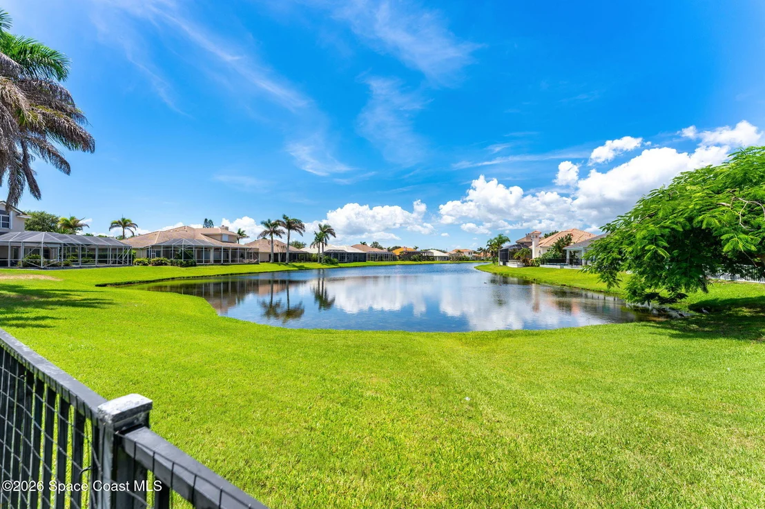 Photo of 242 Flanders Drive