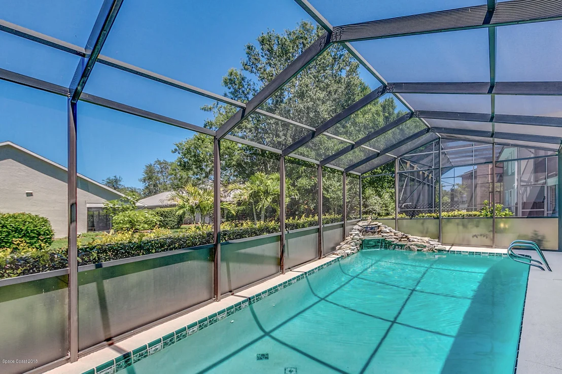 Photo of 685 Woodbridge Drive