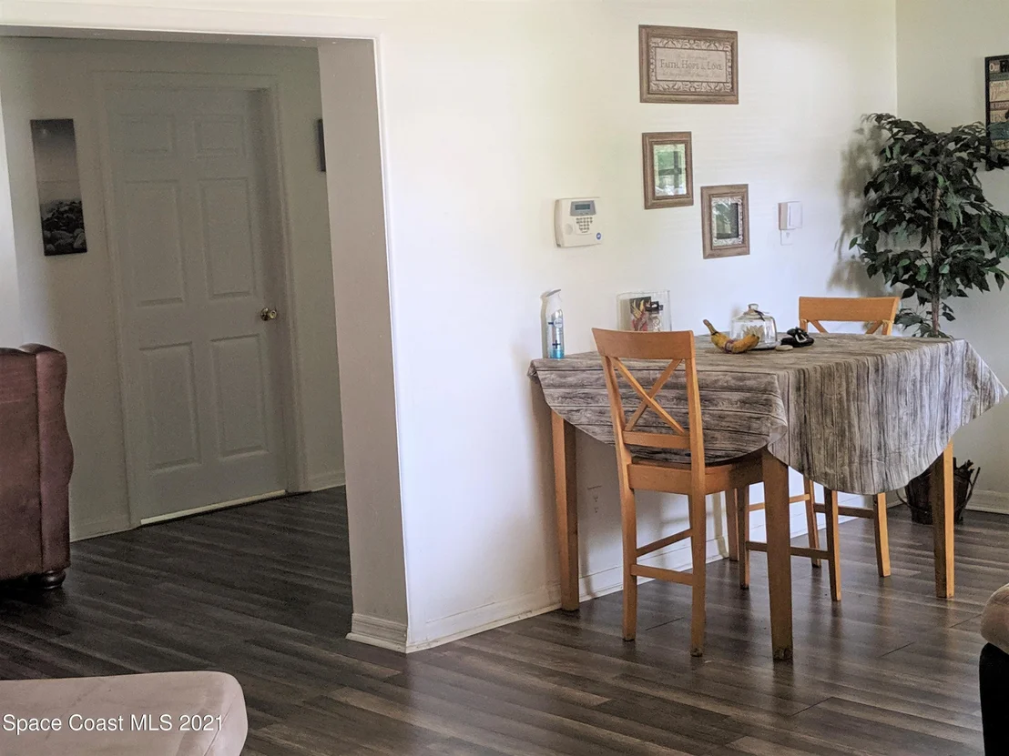 Photo of 1207 Yale Lane
