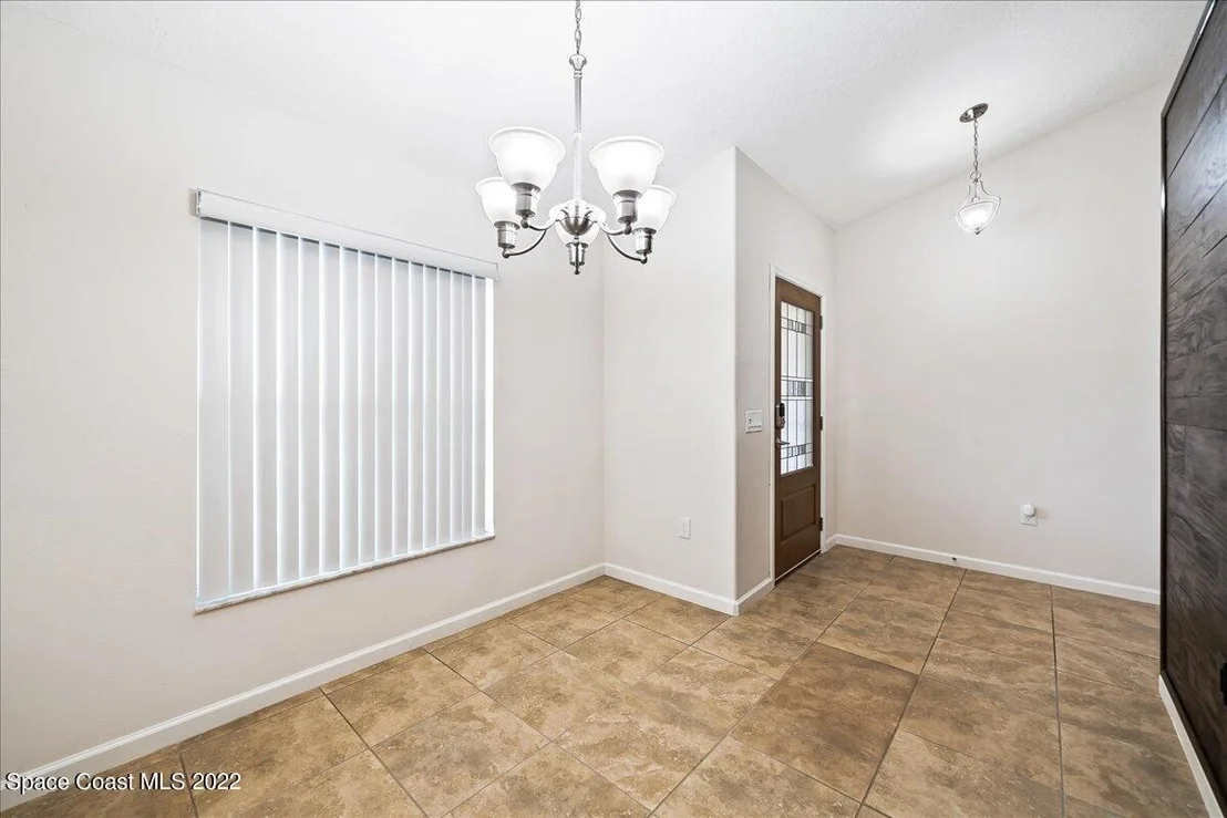 Photo of 6175 Adina Road