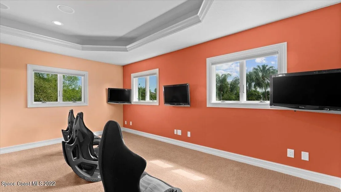 Photo of 873 Oak Park Drive