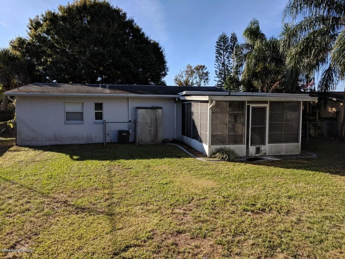 Photo of 2624 Locksley Road