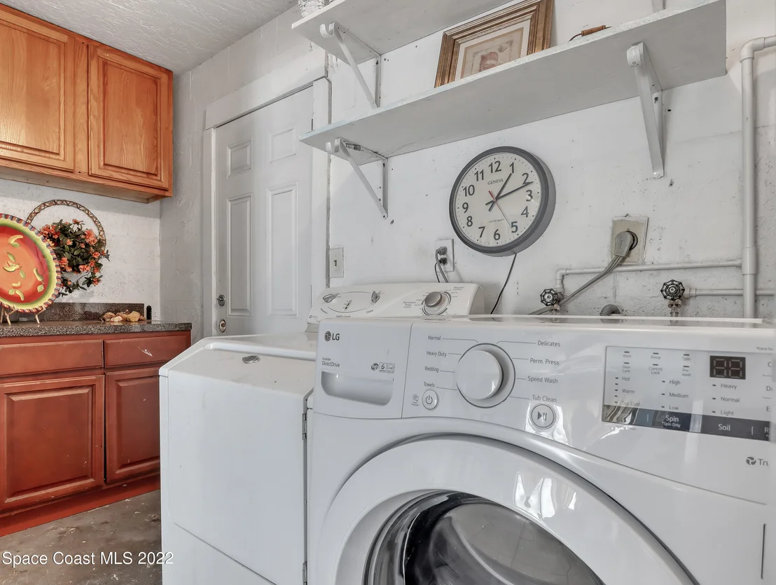 Photo of 2495 Mitchell Avenue