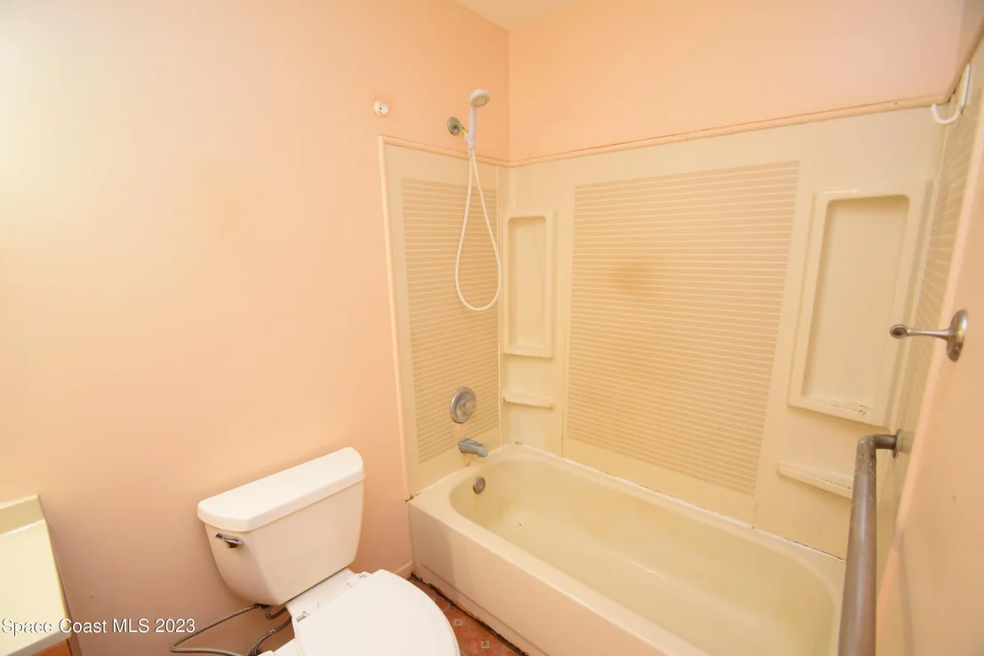Photo of 2660 Weber Road