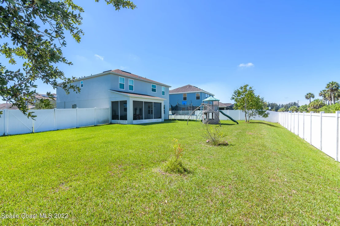 Photo of 1820 Bridgeport Circle
