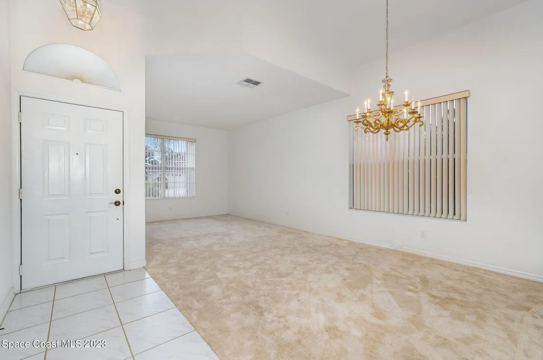 Photo of 928 Wimbledon Drive