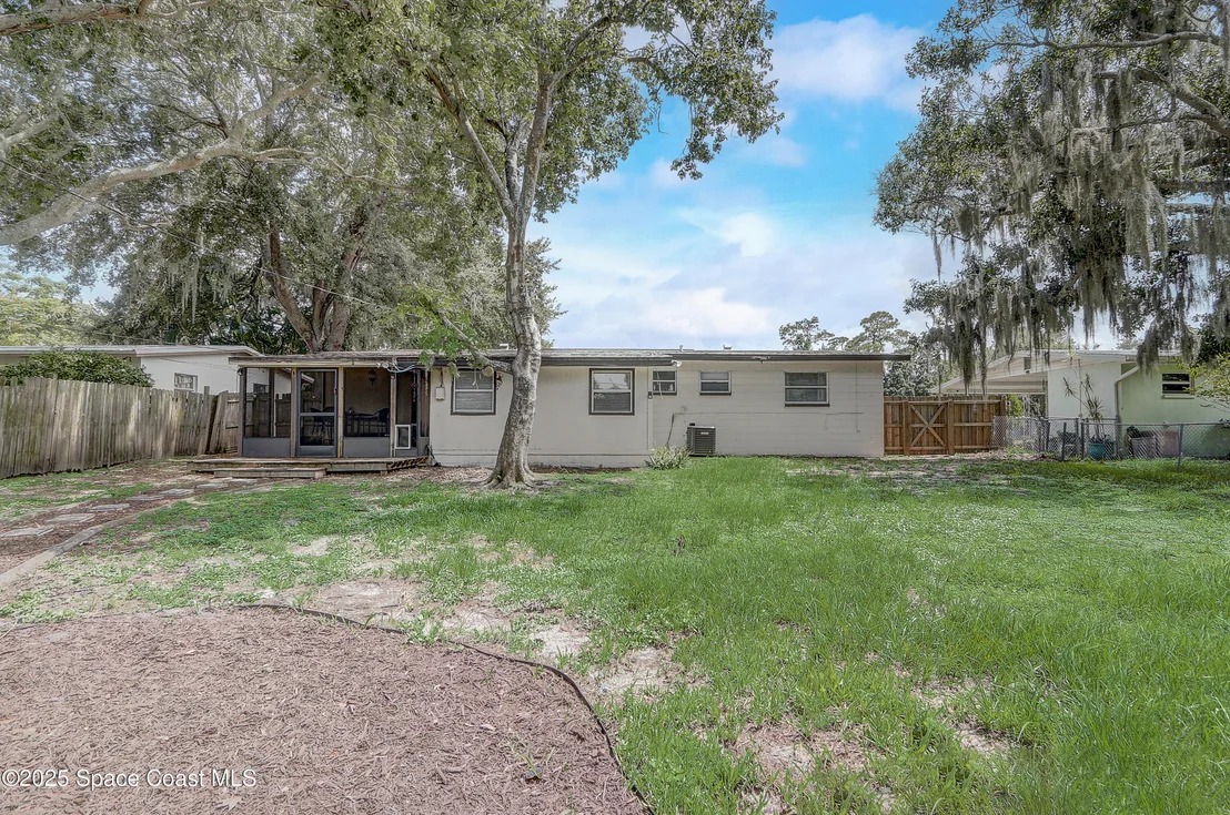 Photo of 1032 Bernice Road