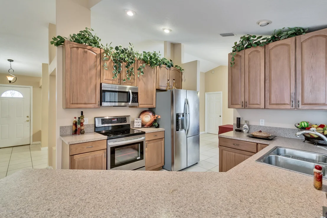 Photo of 607 Sandpiper Circle