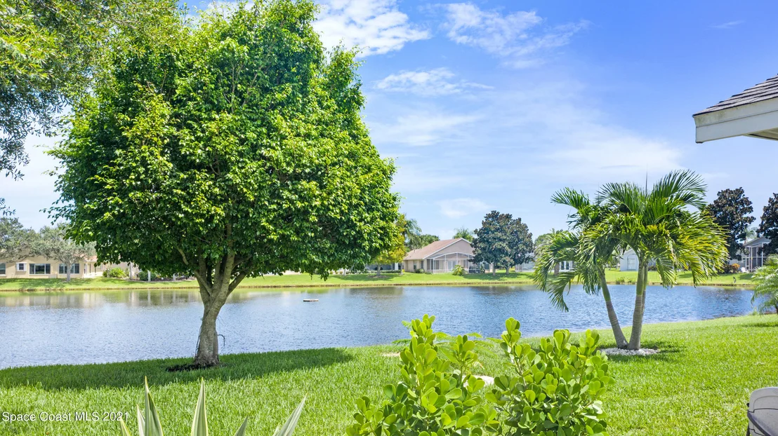 Photo of 2589 Addington Circle