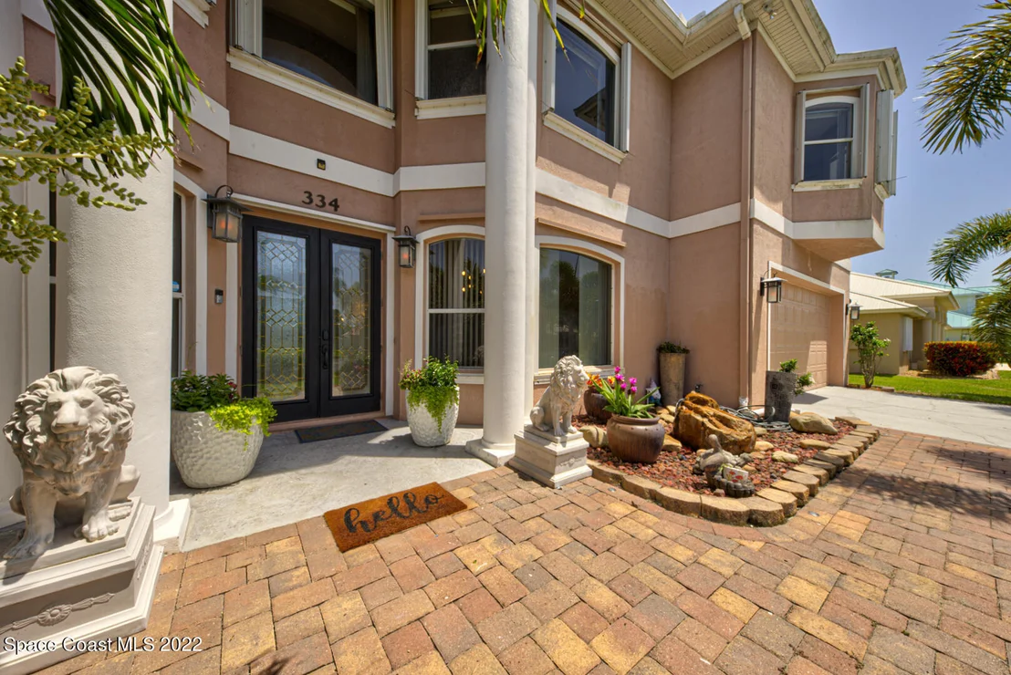 Photo of 334 Island Drive
