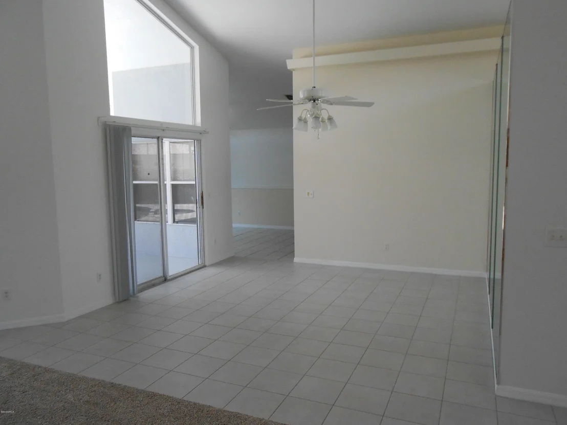 Photo of 1385 Silver Lake Drive