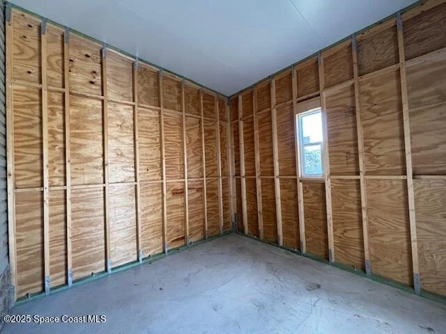 Photo of 571 Tarpon Drive