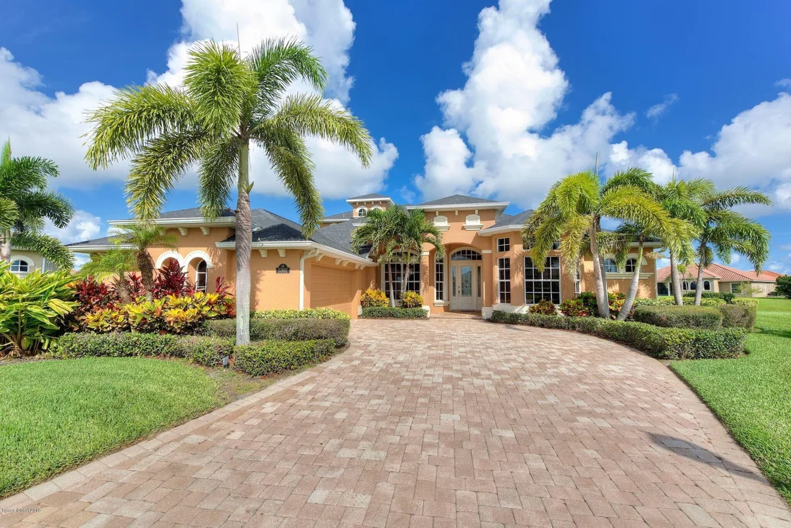 Photo of 5302 Picardy Court