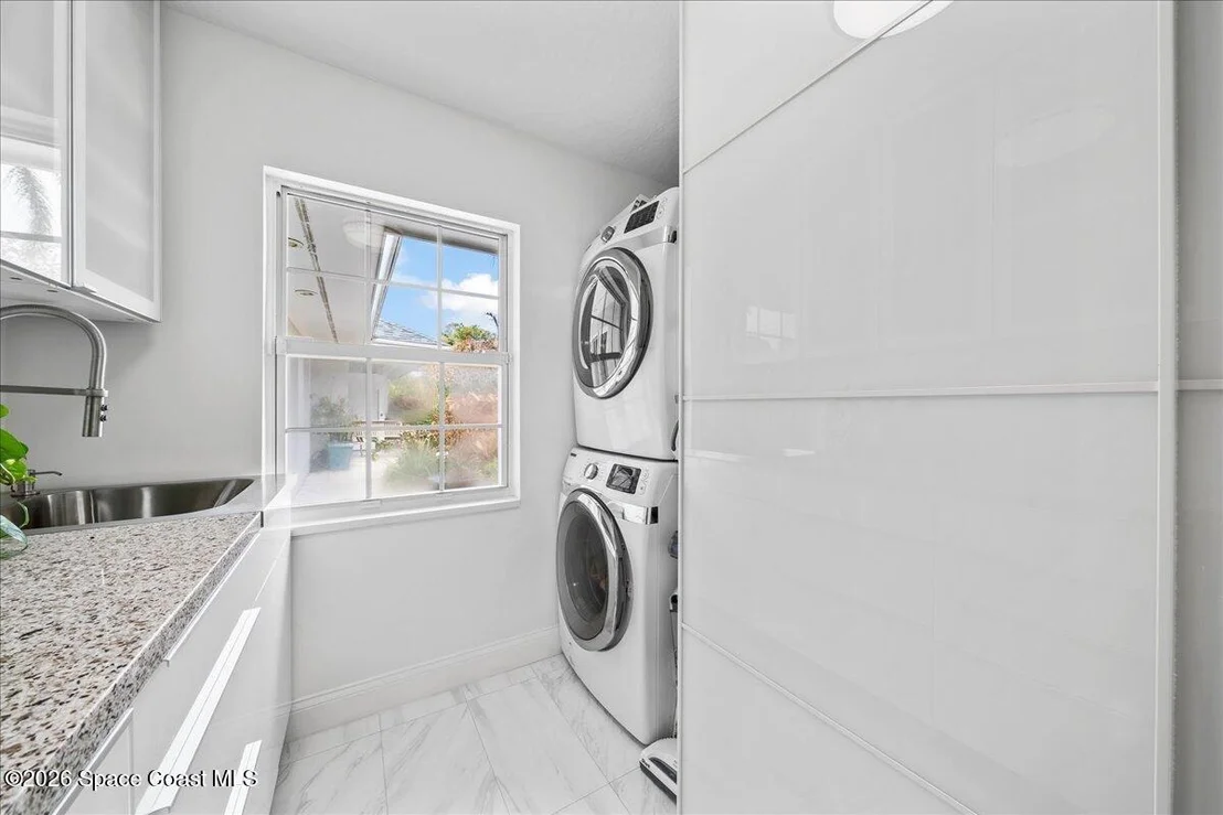 Photo of 408 Riverside Drive