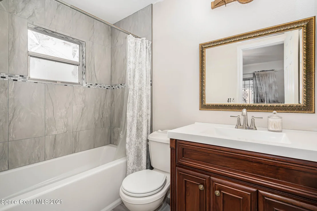 Photo of 525 Live Oak Street