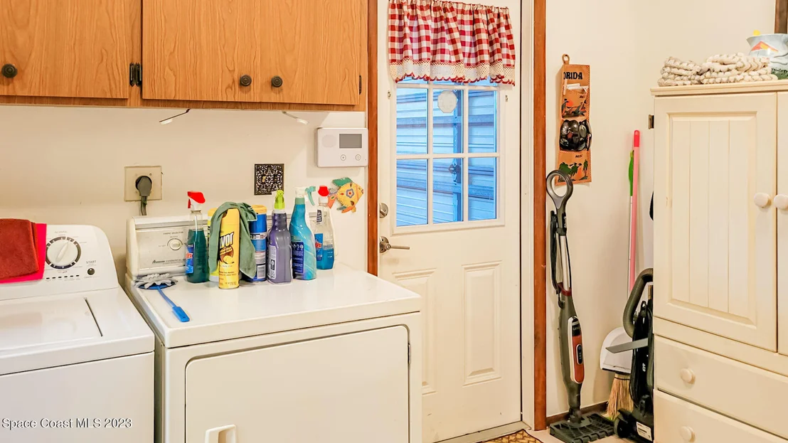 Photo of 2844 Starlight Circle NE