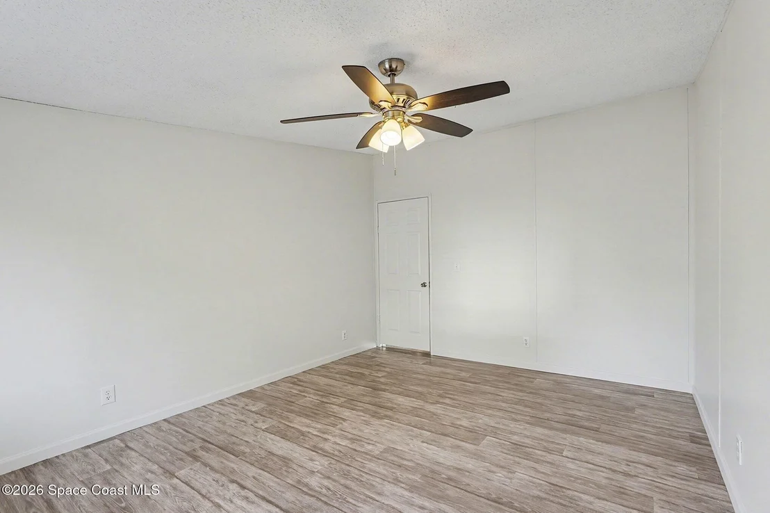 Photo of 926 Laurel Circle