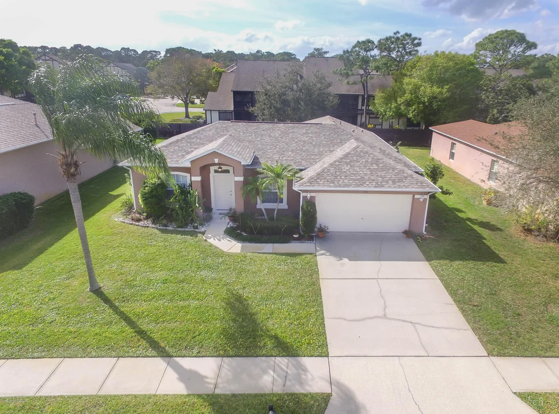 Photo of 725 Falls Creek Drive