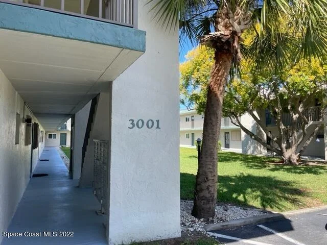 Photo of Unit 113 at 3001 Thrush Drive