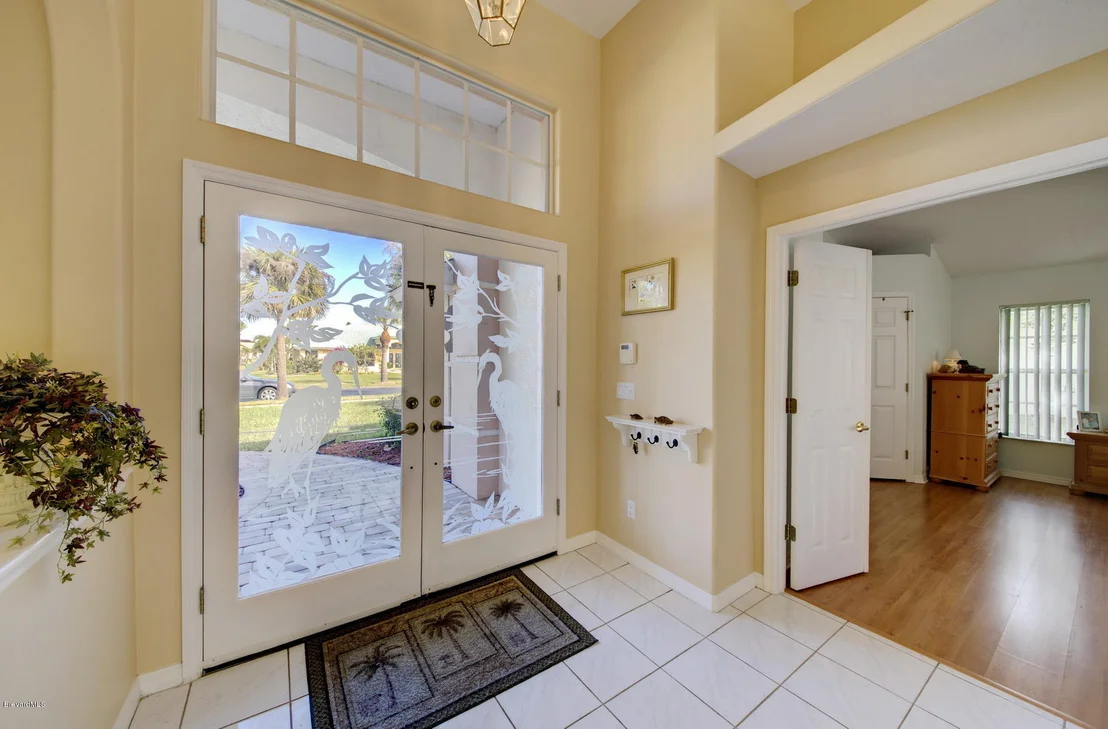 Photo of 313 Island Drive
