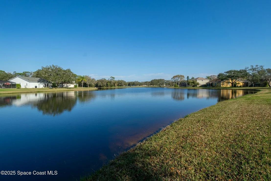 Photo of 6996 Hammock Lakes Drive