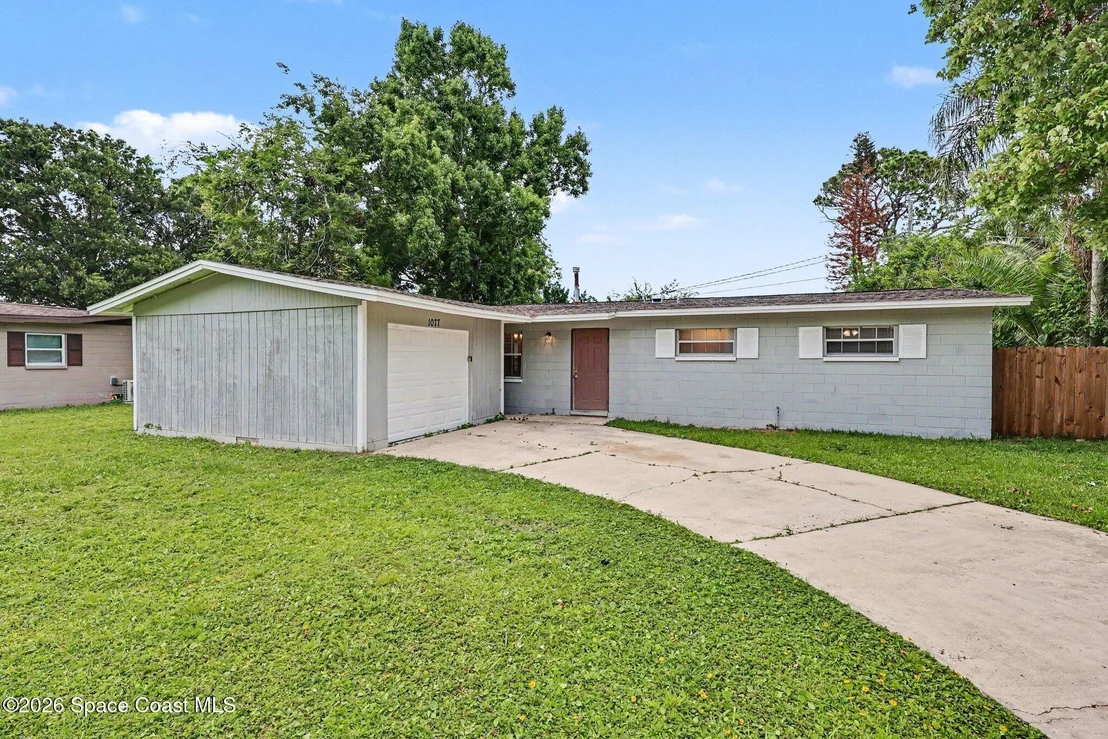 Photo of 1077 Judith Terrace