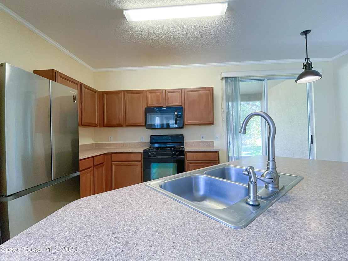 Photo of 978 Riviera Point Drive