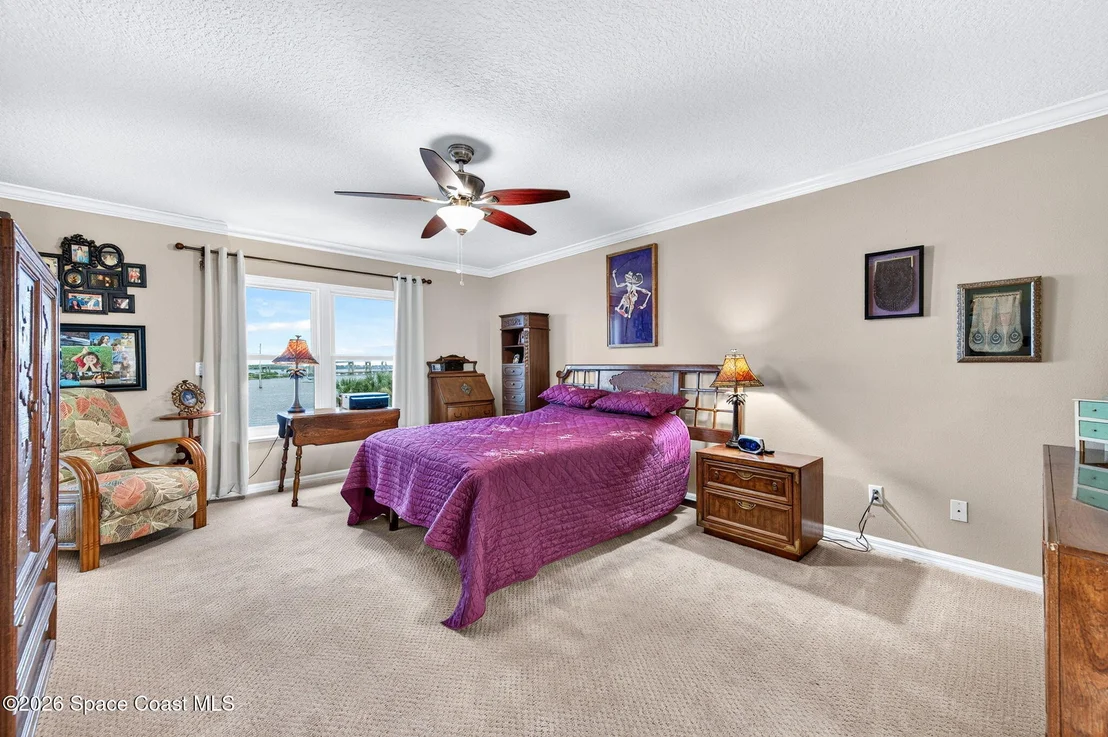Photo of Unit A305 at 100 Riverside Drive