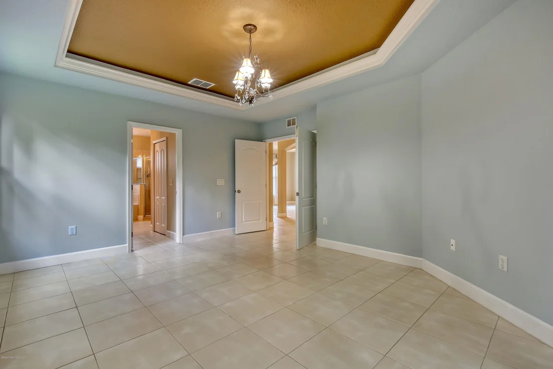 Photo of 1466 Van Eck Road NE