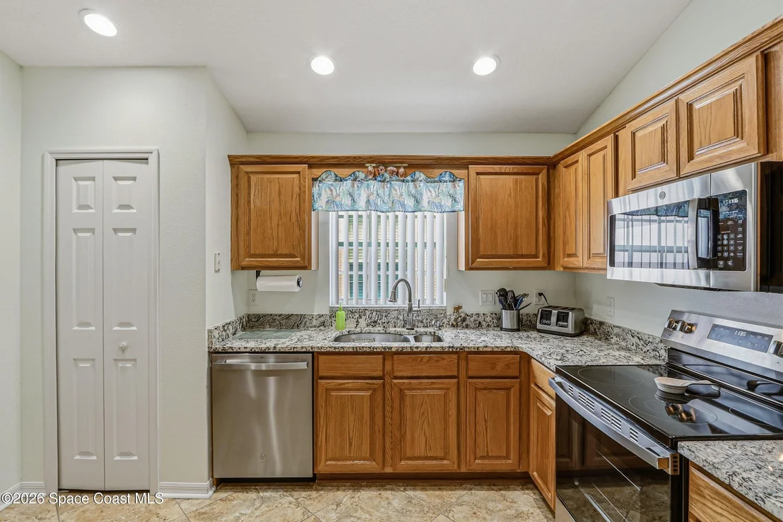 Photo of 934 S Fork Circle