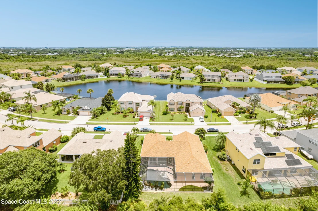 Photo of 3616 Peninsula Circle
