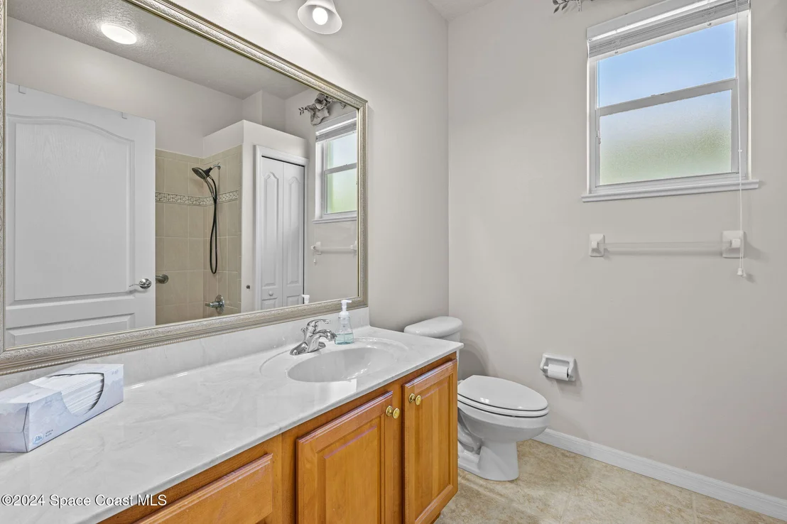 Photo of 930 Starling Way