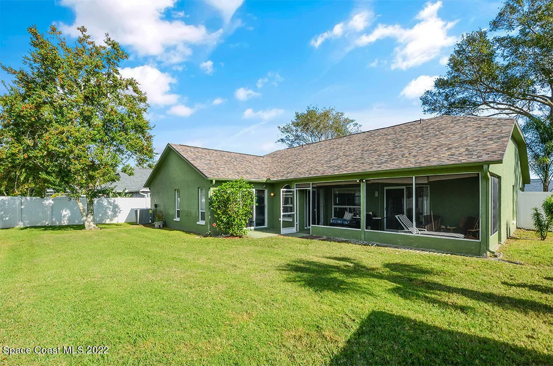 Photo of 1036 Pelican Lane
