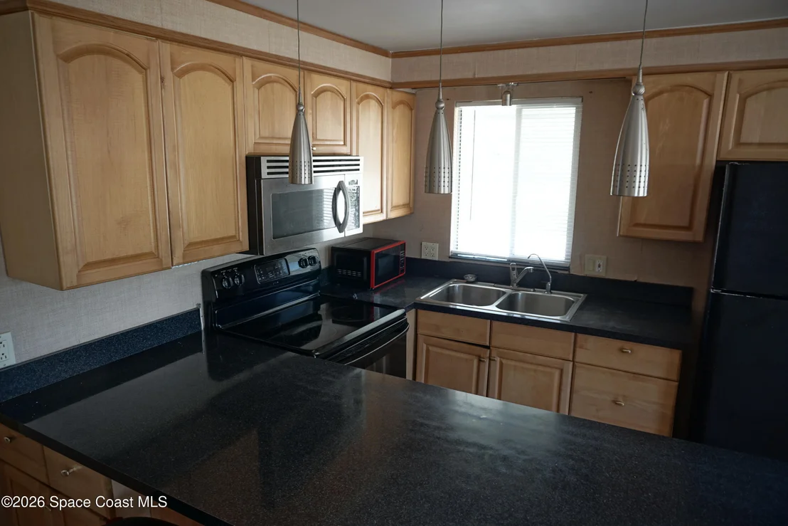 Photo of 2339 Royal Palm Drive NE
